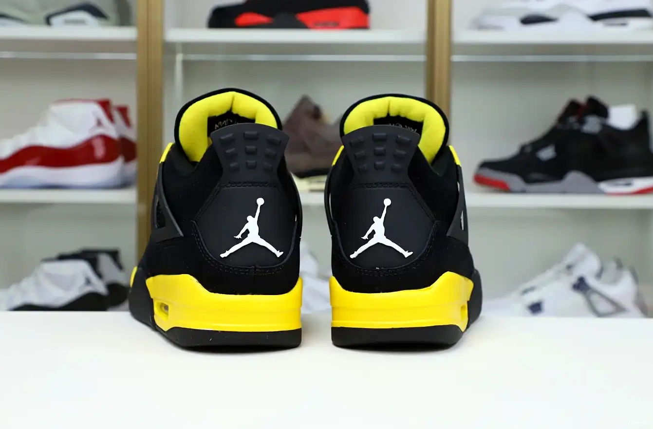  2023 Jordan4 Jordan Air thunder 0702